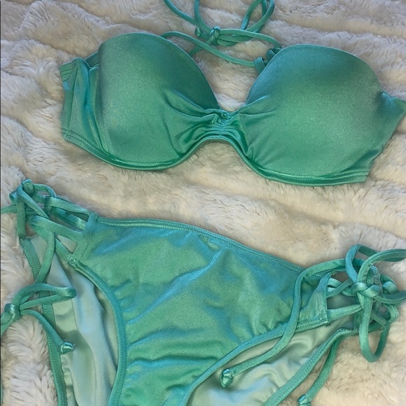 Victoria’s Secret Strappy Bikini - Picture 2 of 5